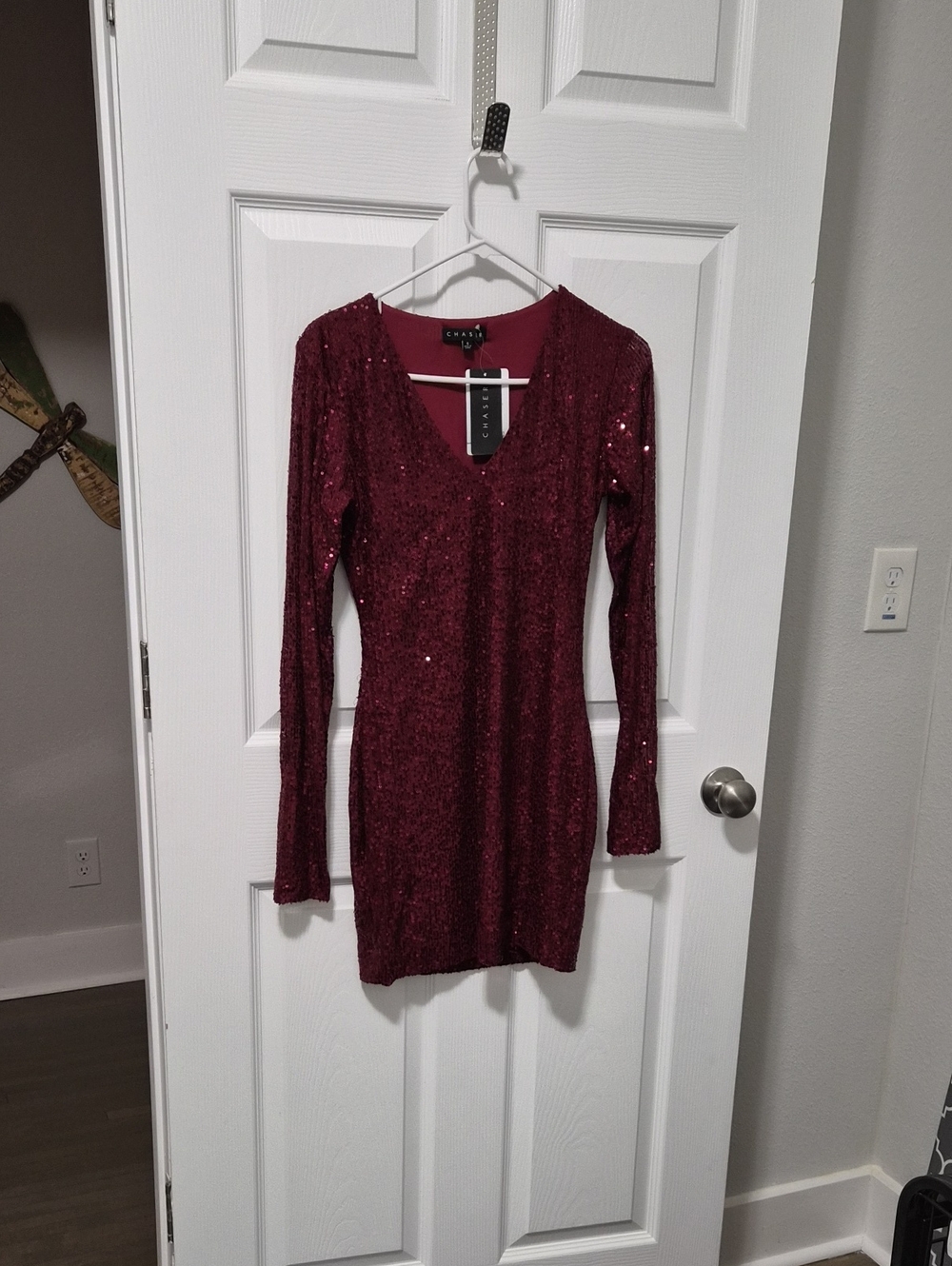 Chaser Burgundy Long-Sleeve Sequin V-Neck Dress
